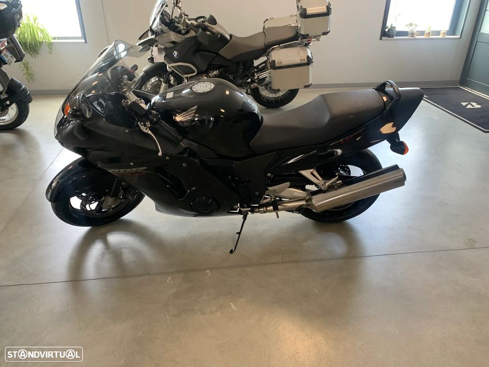 Honda CBR CBR XX - 1