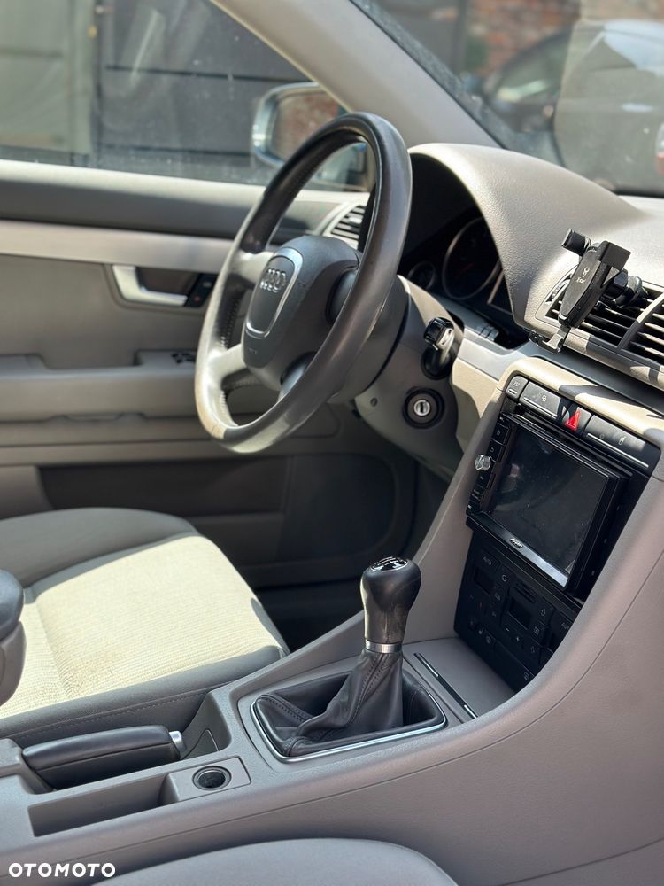 Audi A4 Avant 2 - 15