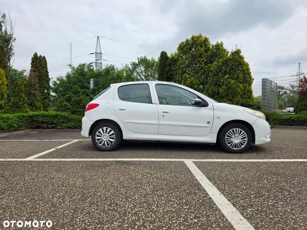 Peugeot 206 plus - 4