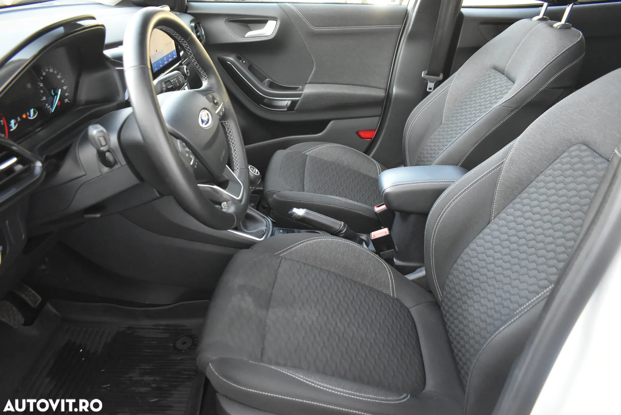 Ford Puma 1.0 EcoBoost MHEV Titanium - 12