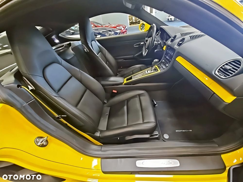 Porsche Cayman - 8