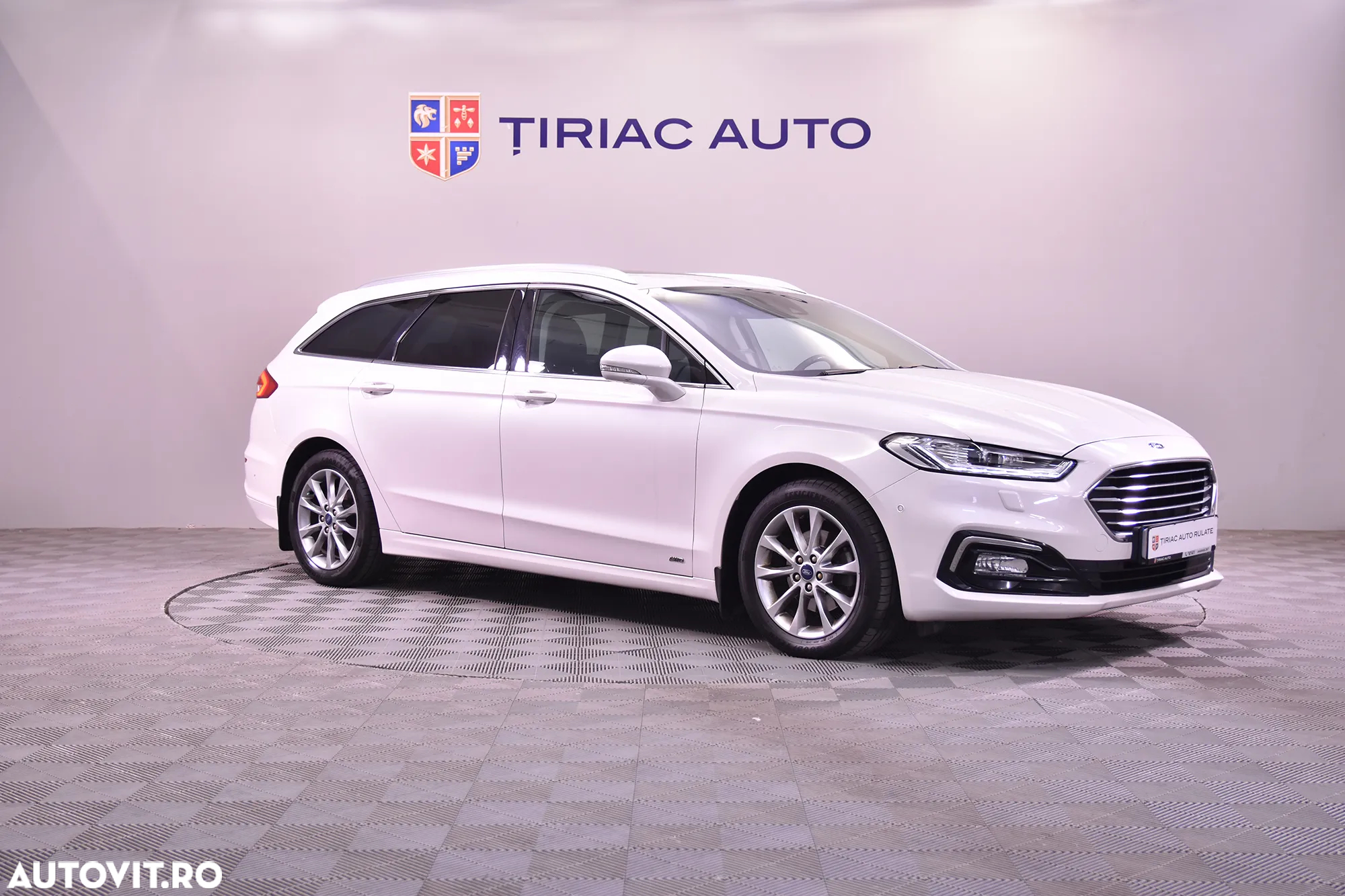 Ford Mondeo - 7