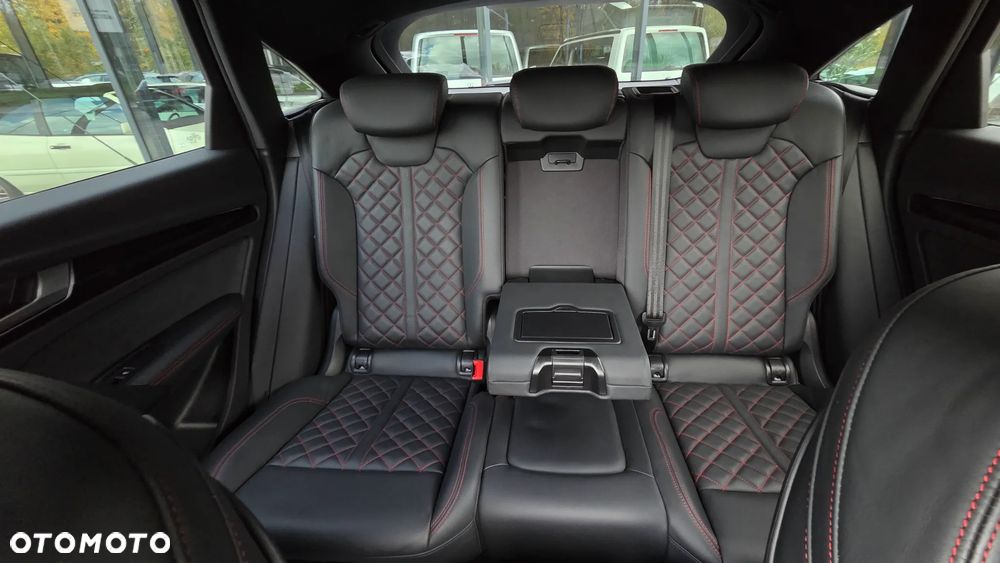 Audi Q5 Sportback - 17