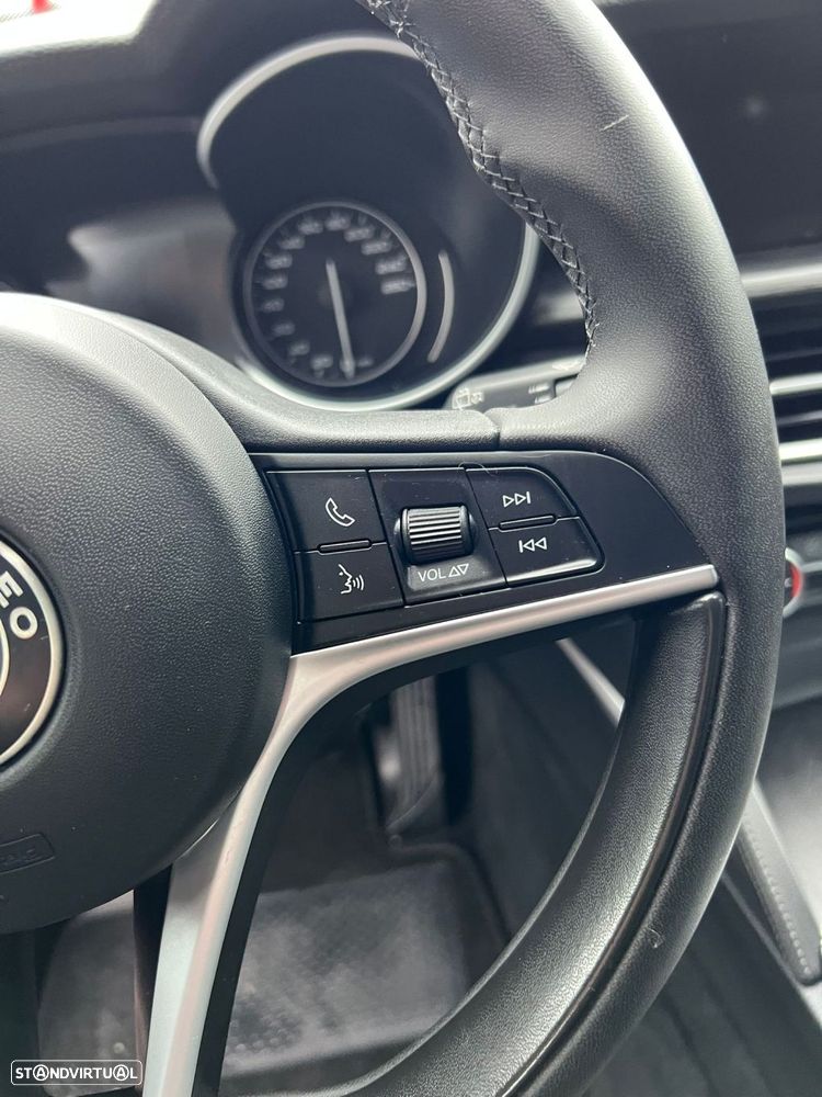 Alfa Romeo Stelvio 2.2 D Super AT8 - 33