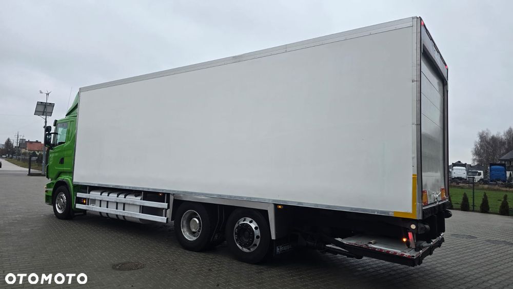 Scania R400 Euro 5 6x2 kontener izoterma 22 palety winda import NL! niski przebieg! super stan! - 24