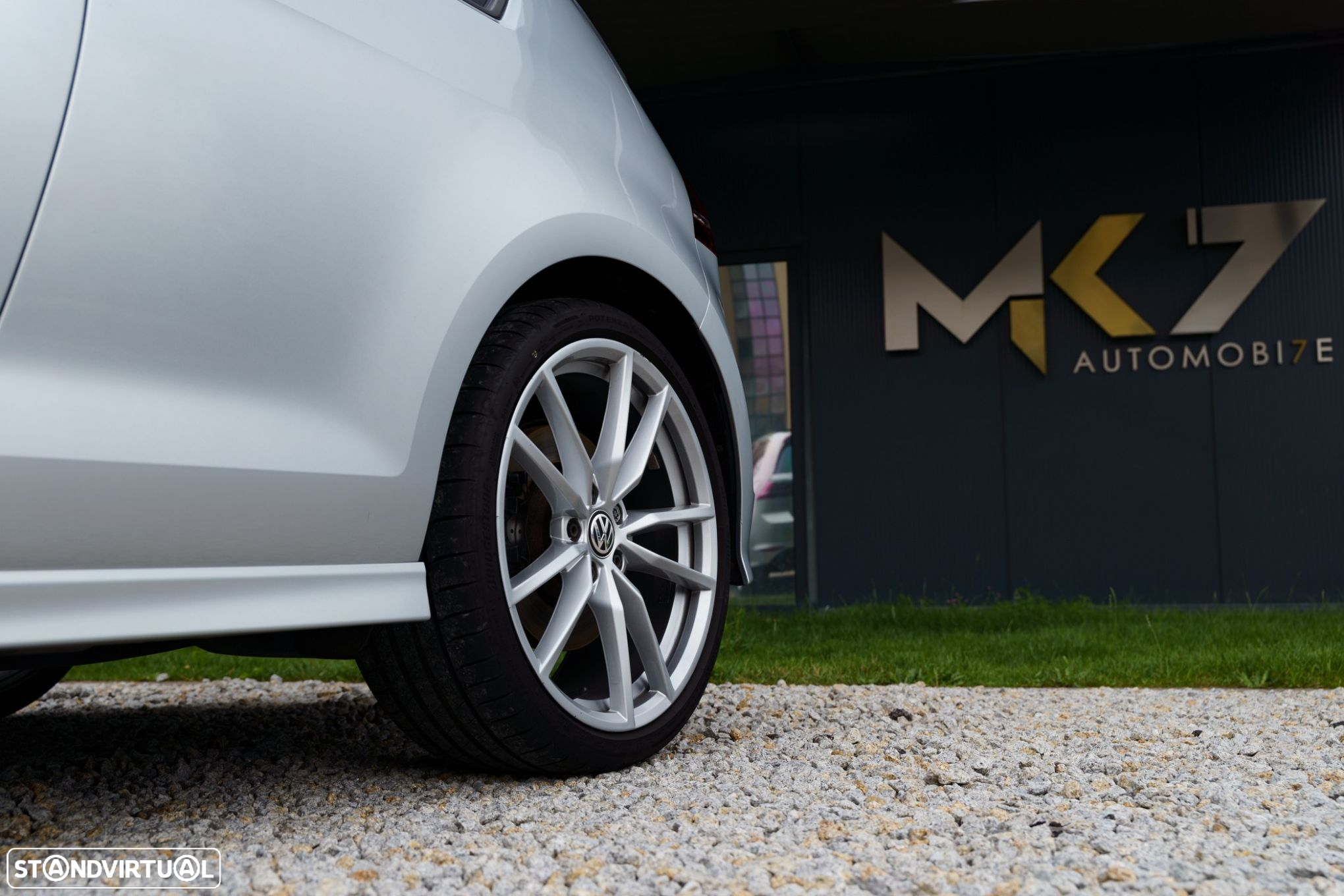 VW Golf 2.0 TSI R DSG - 7