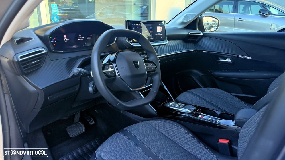 Peugeot 208 1.2 Hybrid Allure e-DCS6 - 13