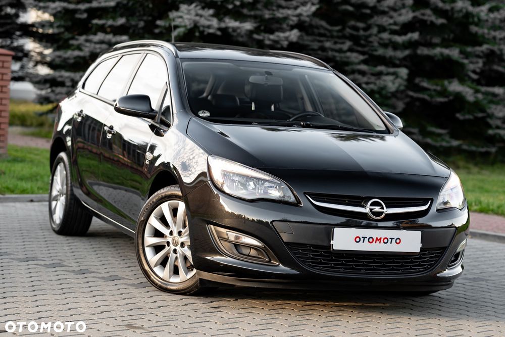 Opel Astra 2012 photo 5