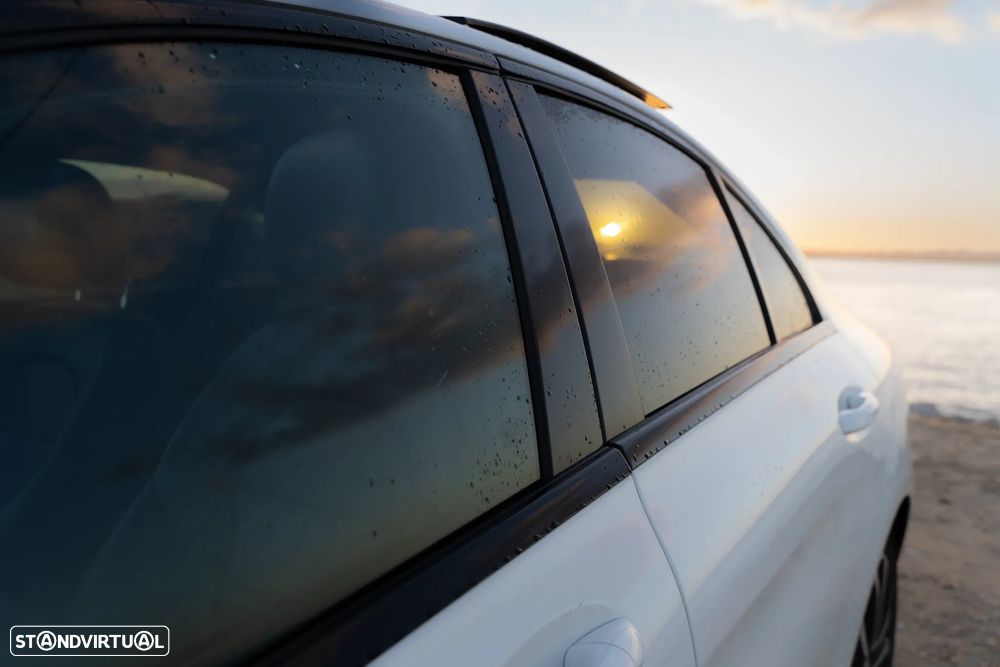 Mercedes-Benz C 350 e - 12