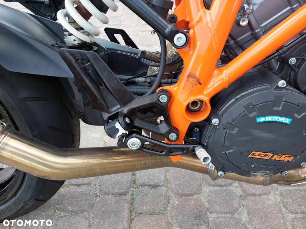 KTM Super Duke - 12