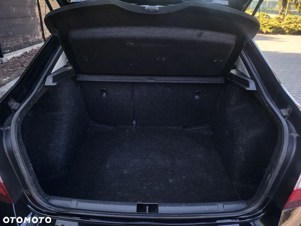 Skoda RAPID 1.0 TSI Active - 7