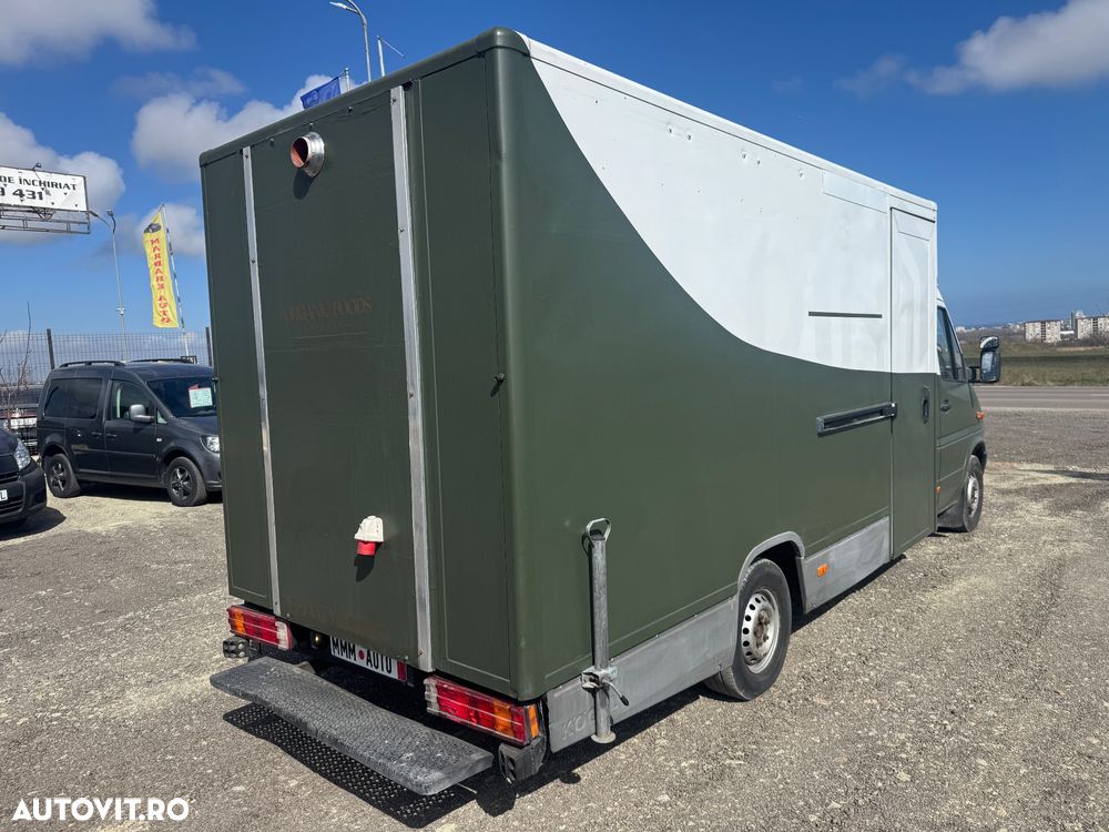 Mercedes-Benz Sprinter - 8