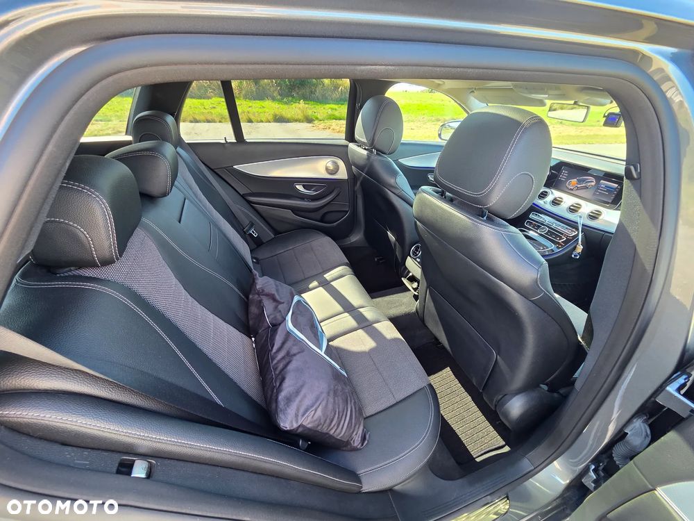 Mercedes-Benz Klasa E 220 d 4Matic All-Terrain 9G-TRONIC Avantgarde - 5