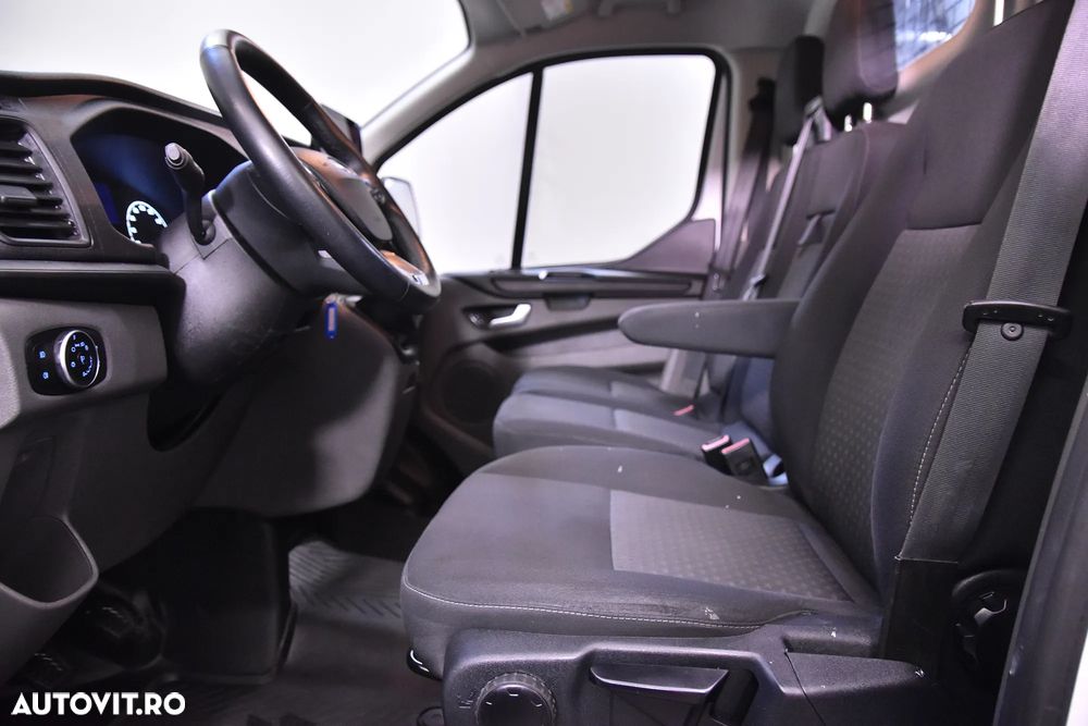 Ford Transit Custom - 19