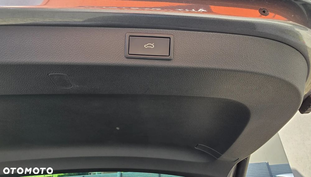 Skoda Karoq 2.0 TDI SCR 4x4 Style DSG - 32