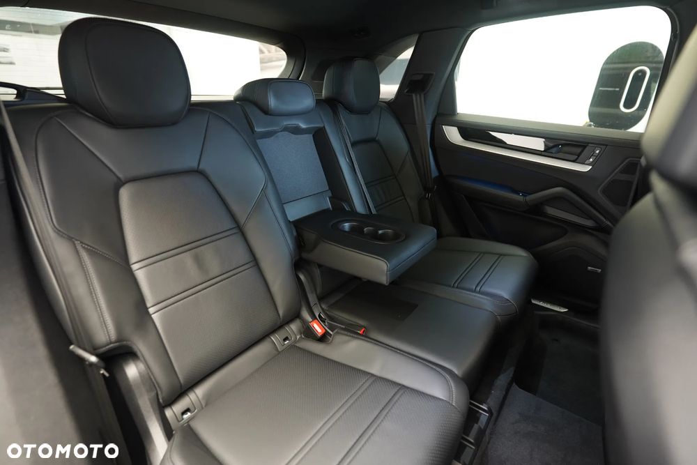 Porsche Cayenne E-Hybrid PHEV - 12