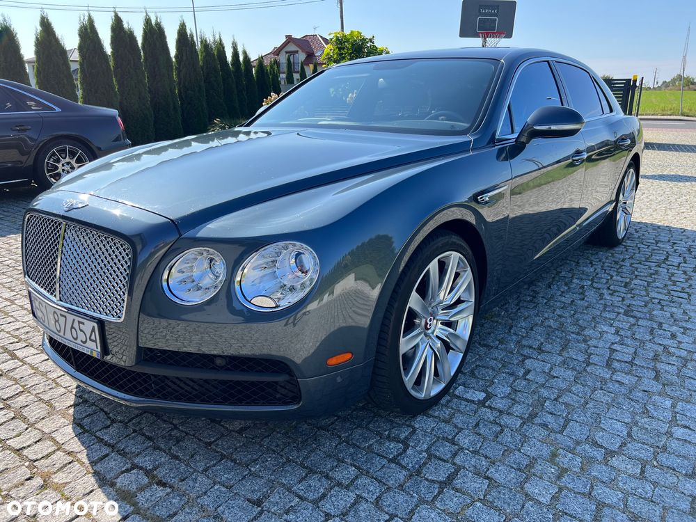Bentley Flying Spur V8 - 1