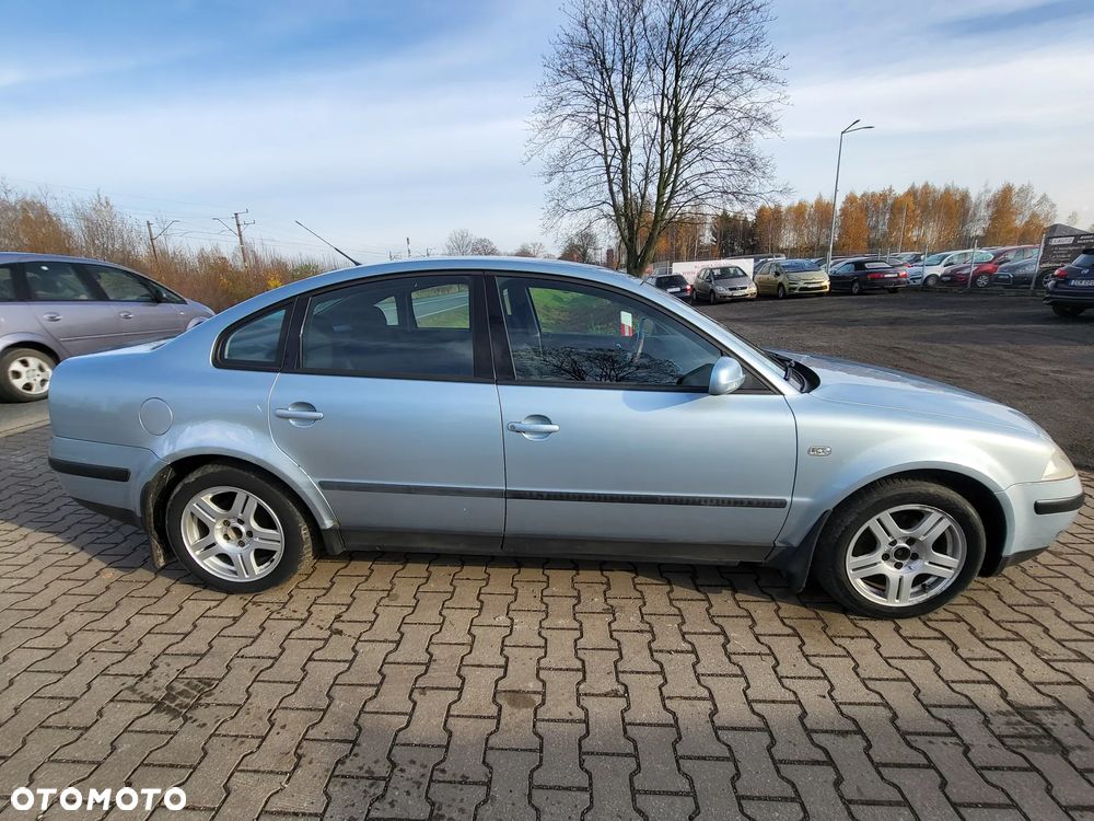 Volkswagen Passat 2.0 Comfortline - 19