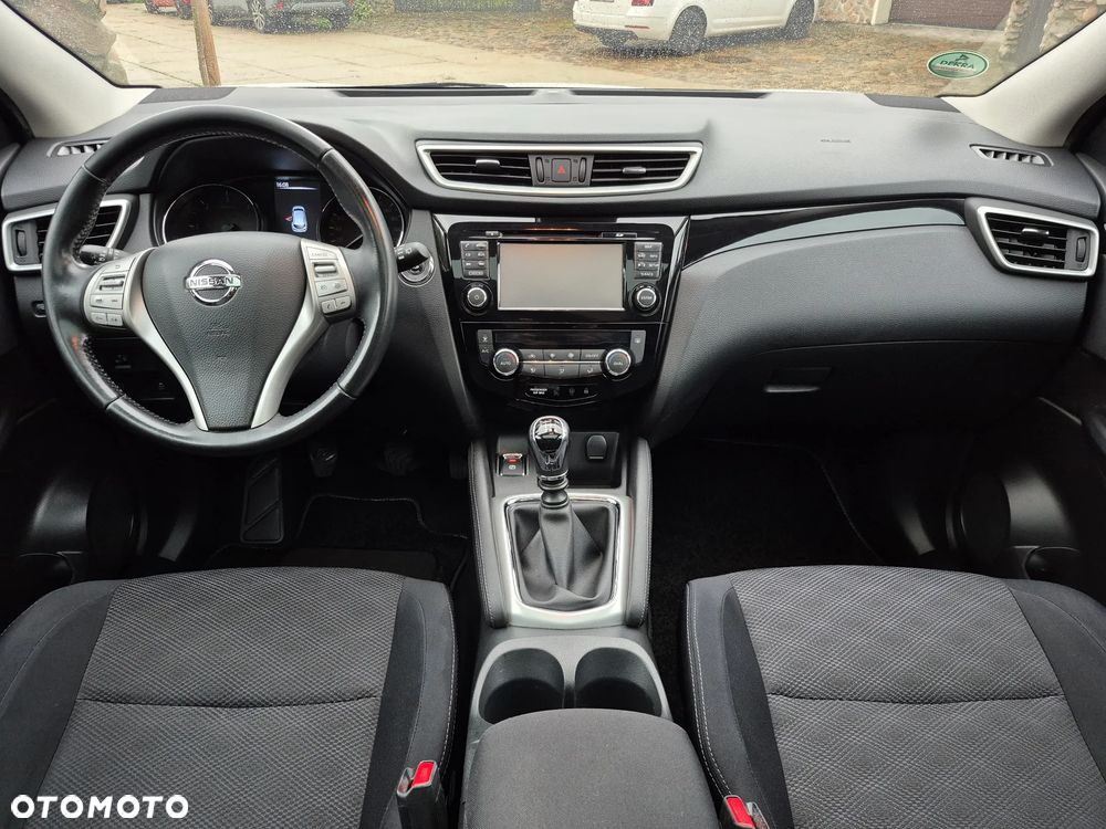 Nissan Qashqai 1.6 dCi TEKNA+ - 17