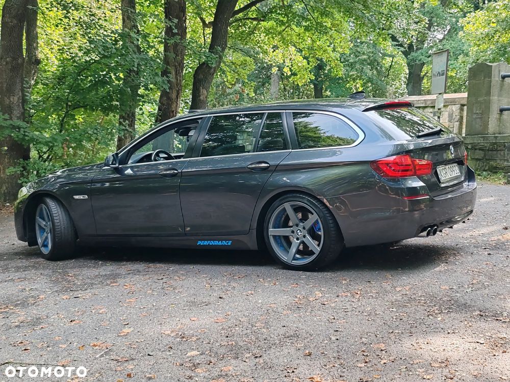BMW Seria 5 520d Luxury Line - 14