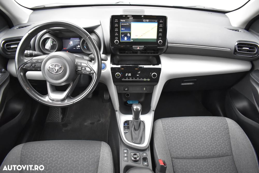 Toyota Yaris 1.5 VVT-i HSD Exclusive Style - 9