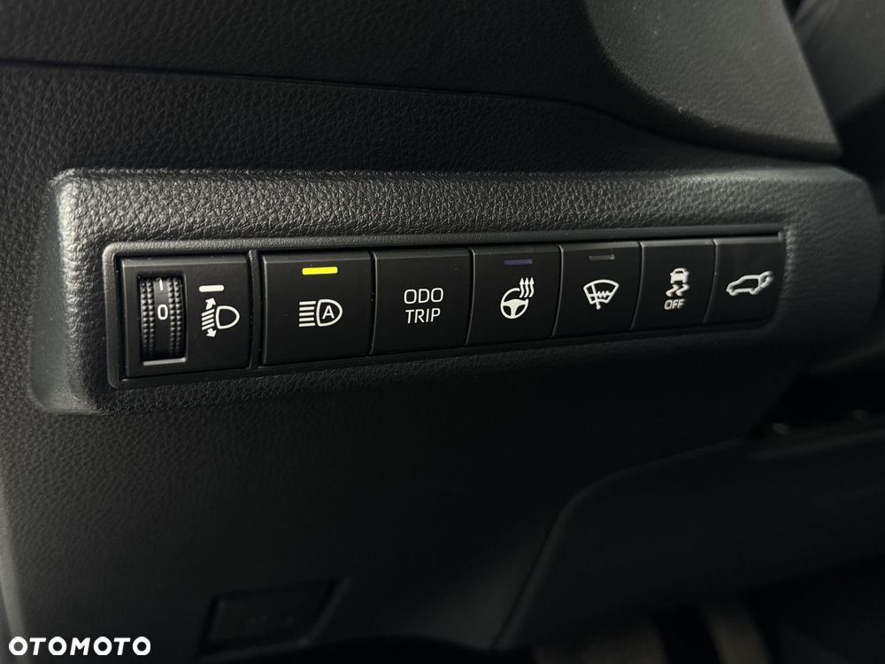 Toyota Corolla 2.0 Hybrid GR Sport Dynamic - 32