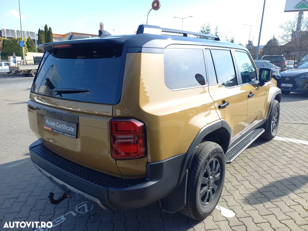 Toyota Land Cruiser - 5