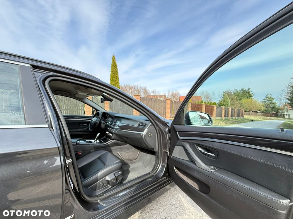 BMW Seria 5 520d Modern Line - 22