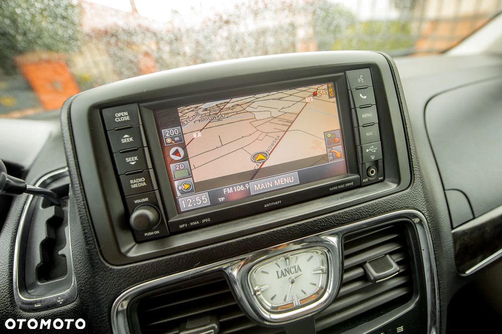 Lancia Voyager 2.8CRD Platinum - 37