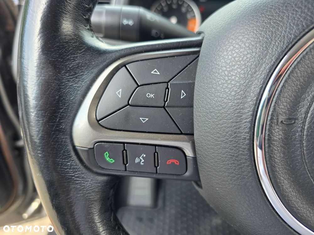 Jeep Renegade - 26