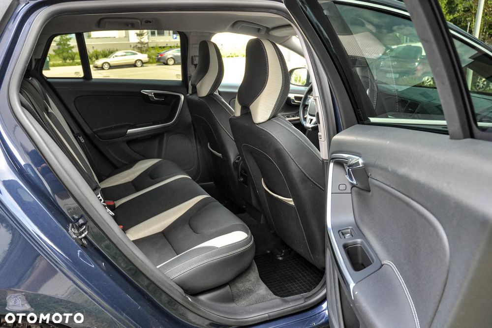 Volvo V60 - 12