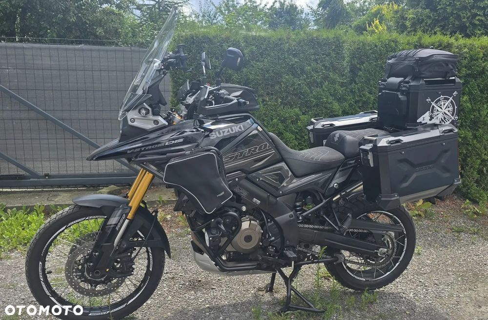 Suzuki V-STROM - 1