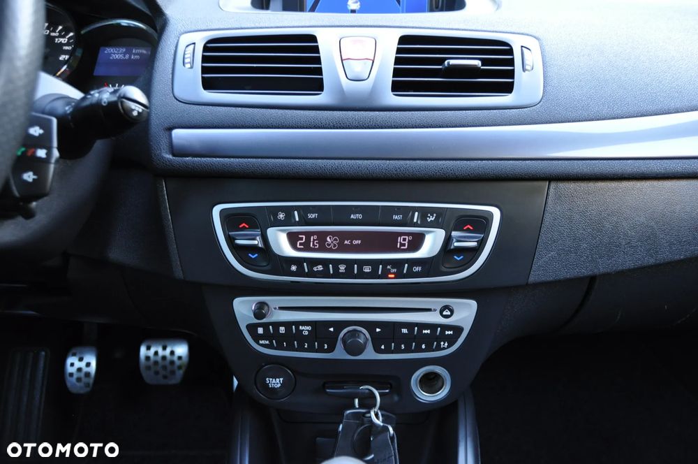 Renault Megane TCe 180 Dynamique - 15