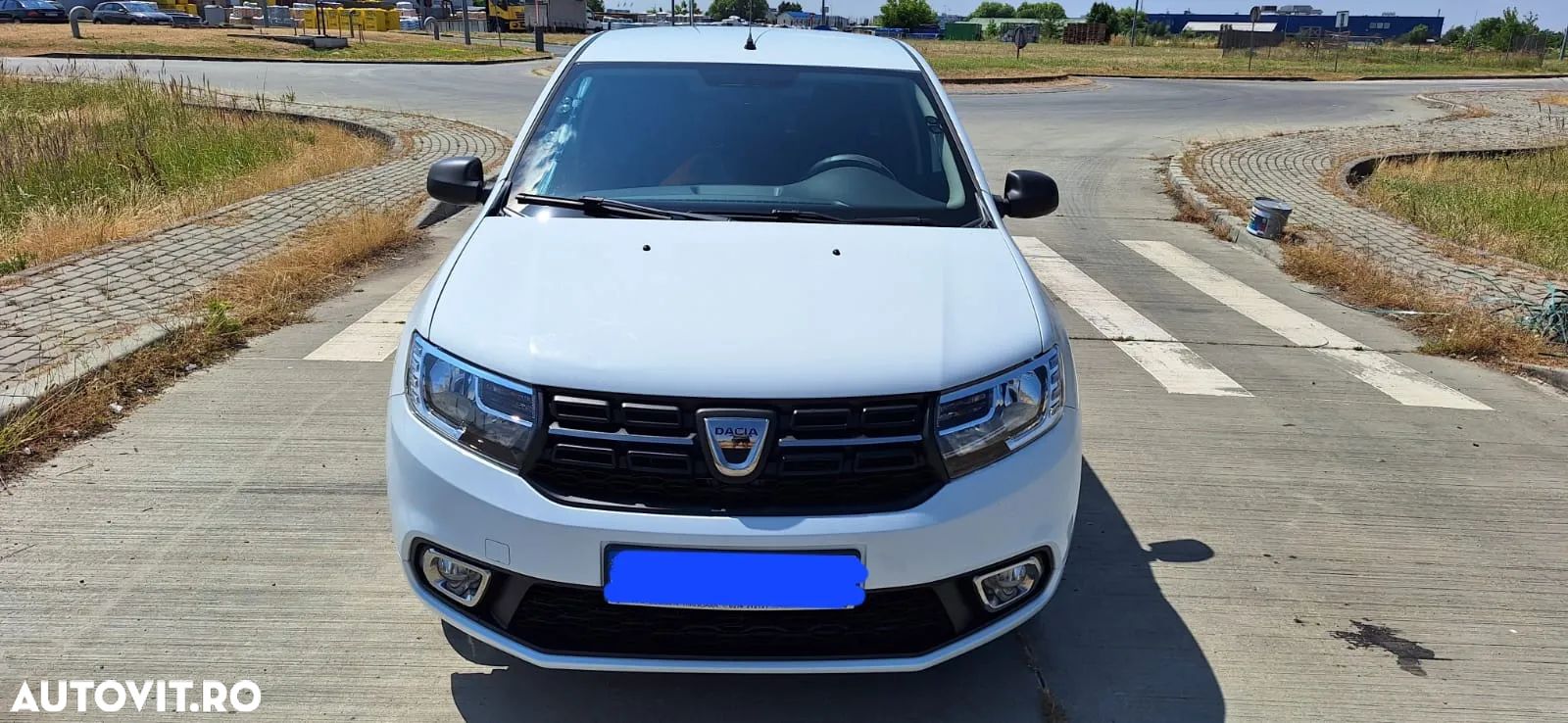 Dacia Logan 1.0 SCe Ambiance - 1