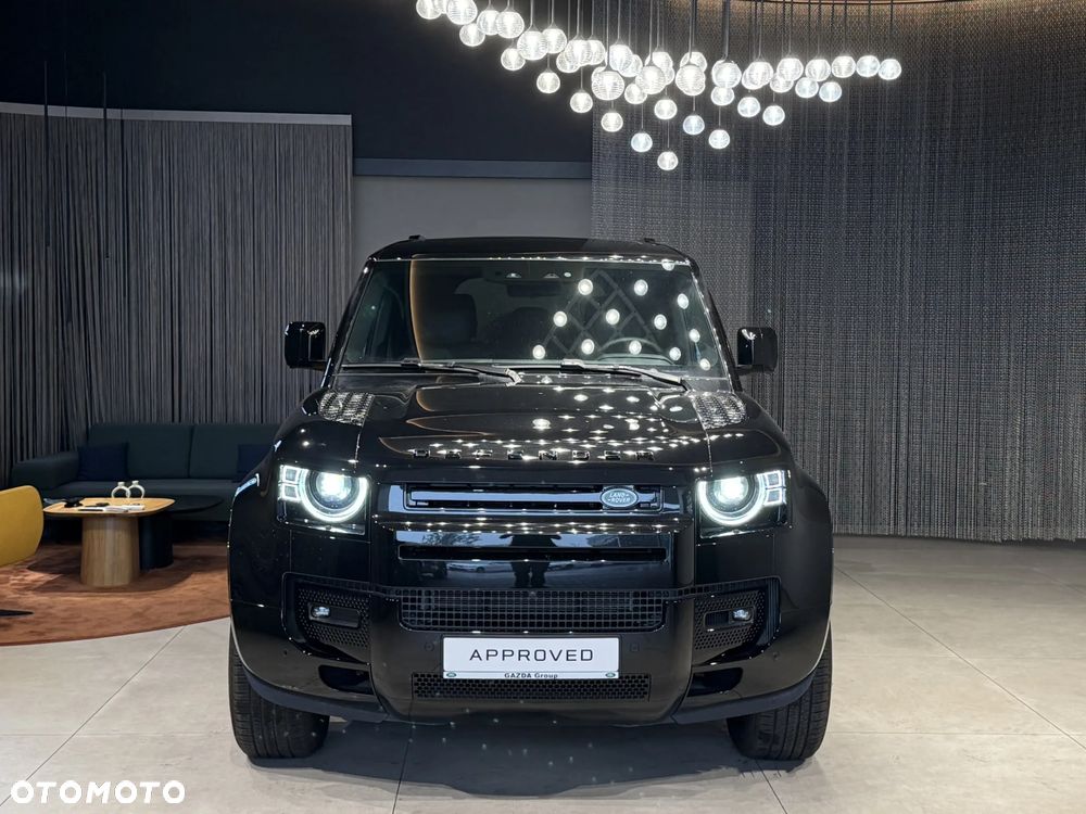 Land Rover Defender 3.0 D300 mHEV X-Dynamic HSE - 4