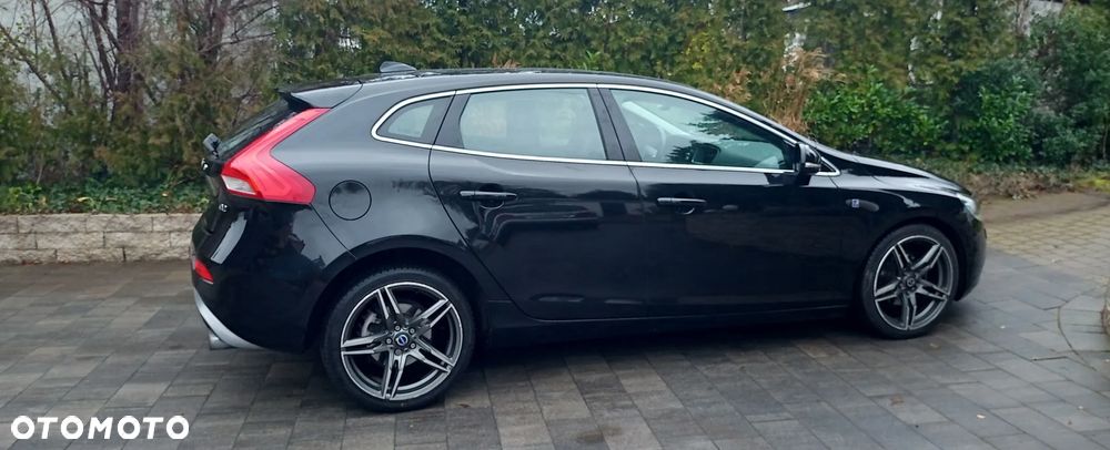 Volvo V40 D2 Drive-E Ocean Race - 9