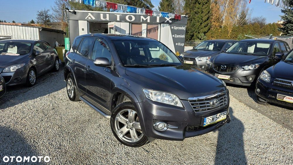 Toyota RAV4 - 6