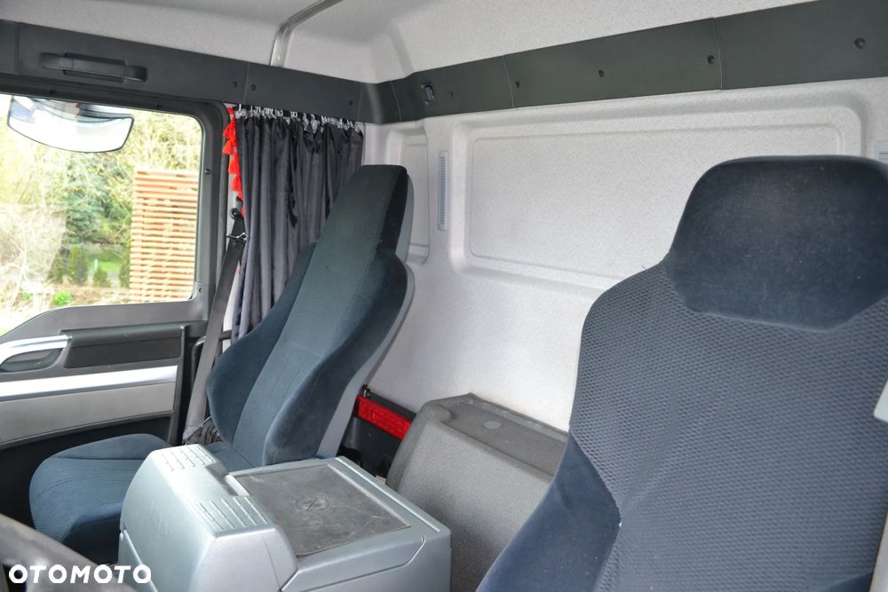 MAN TGS 26.360 TYLKO 412 TYS km MANUALNA SKRZYNIA BIEGÓW PLATFORMA dł. 7.4 m - 17