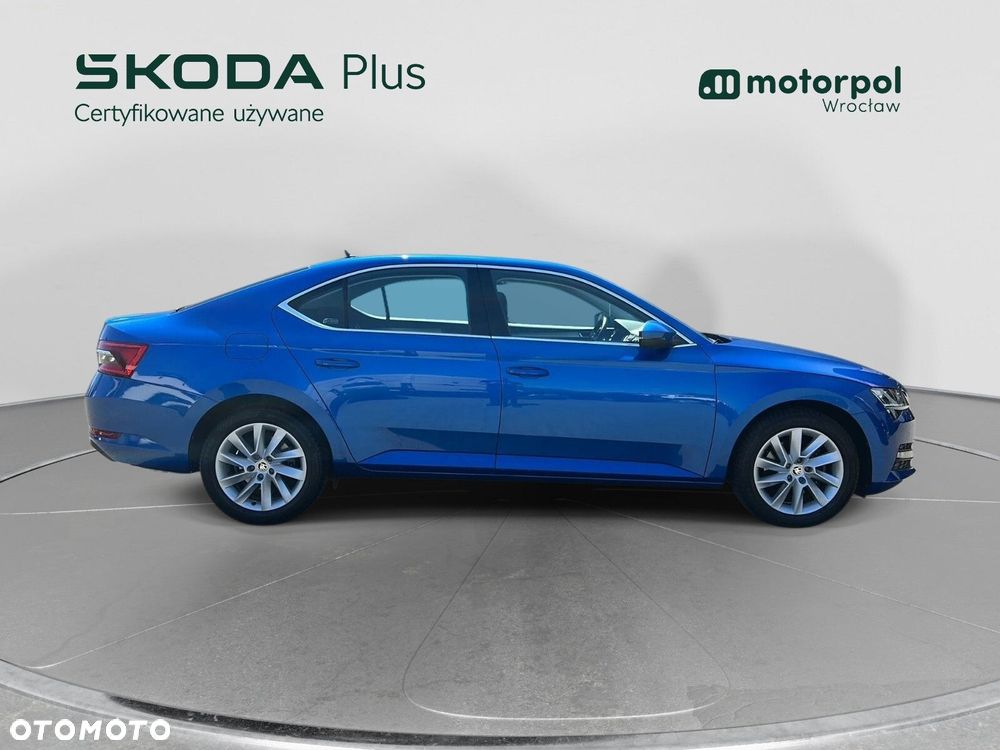 Skoda Superb 2.0 TSI Ambition DSG - 17