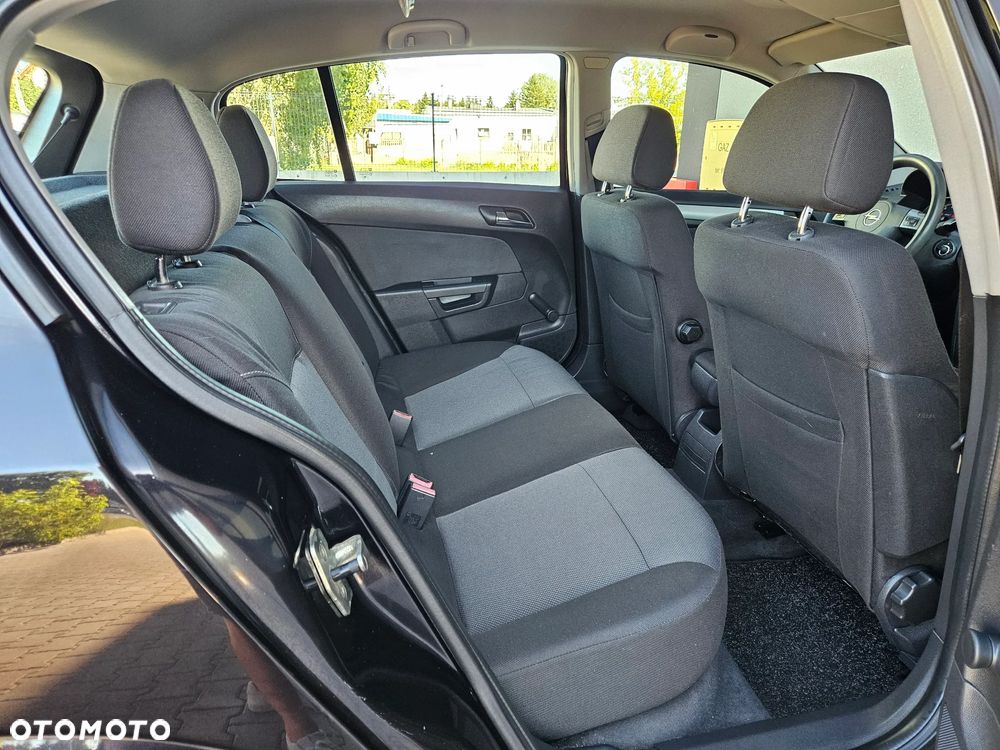 Opel Astra 1.4 - 8