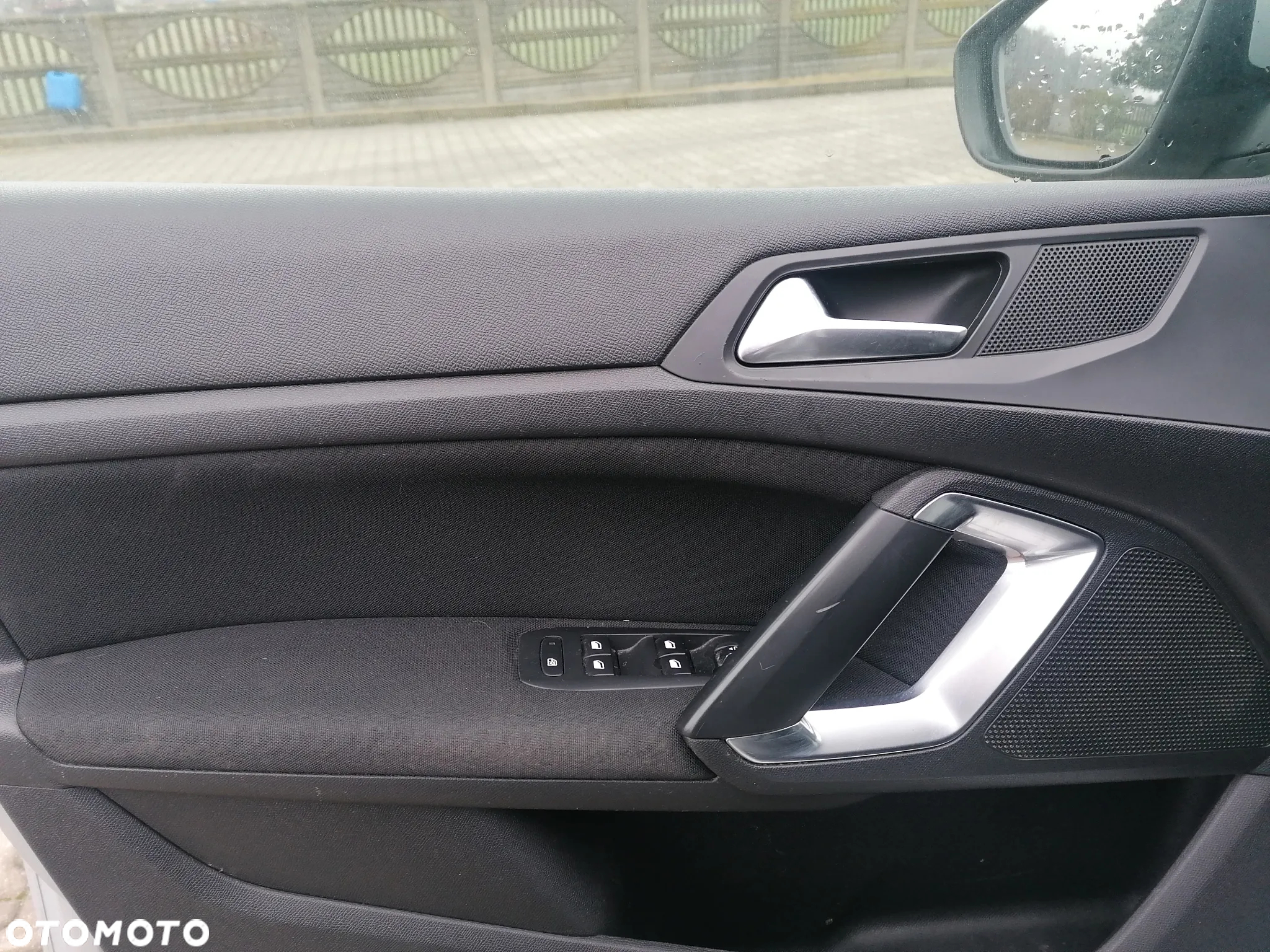 Peugeot 308 1.6 BlueHDi Allure S&S - 12