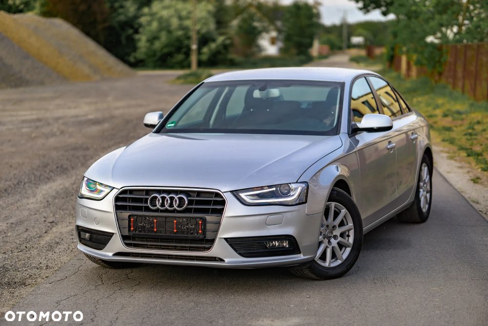 Audi A4 Limousine