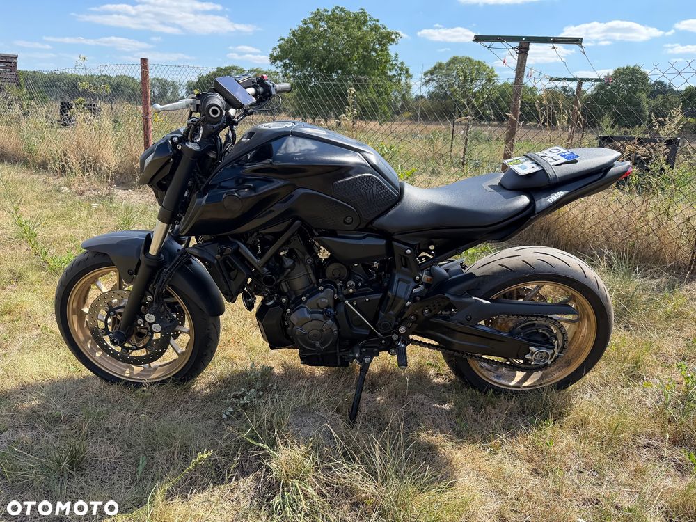 Yamaha MT - 15