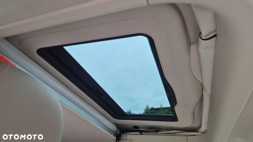 Mercedes-Benz Klasa V 300 d 4-Matic 9G-Tronic Avantgarde (d³ugi) - 24