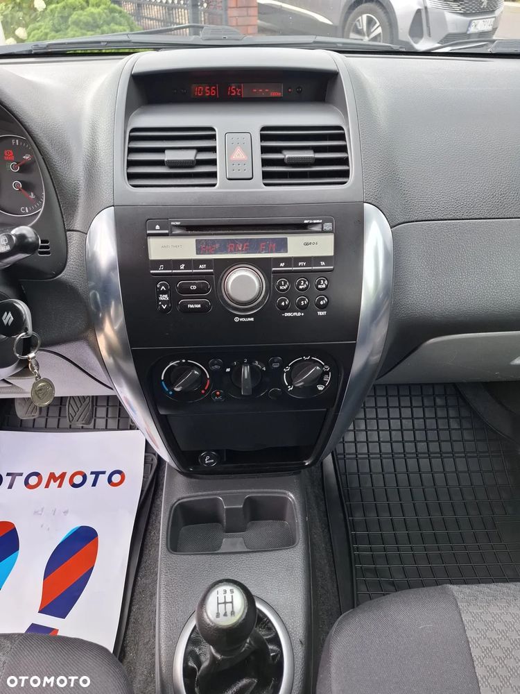 Suzuki SX4 1.6 GLX / Comfort - 20