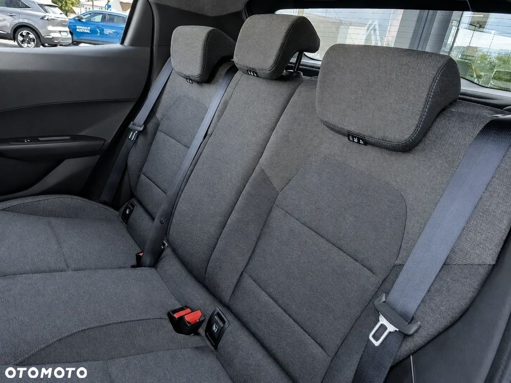 Renault Clio TCe 115 Evolution - 17