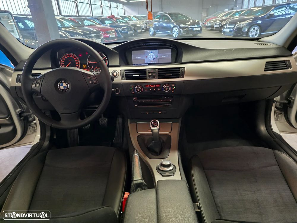 BMW 320 d Navigation - 2