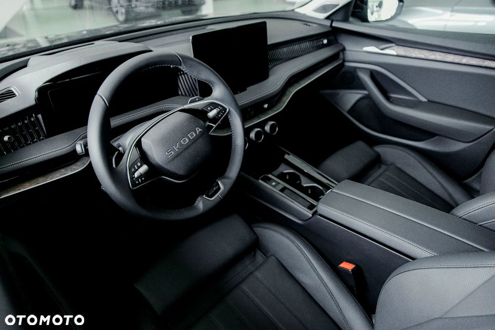 Skoda Superb 2.0 TDI SCR 4x4 L&K DSG - 4