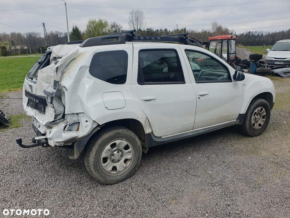 Dacia Duster SCe 115 4x2 Laureate - 11