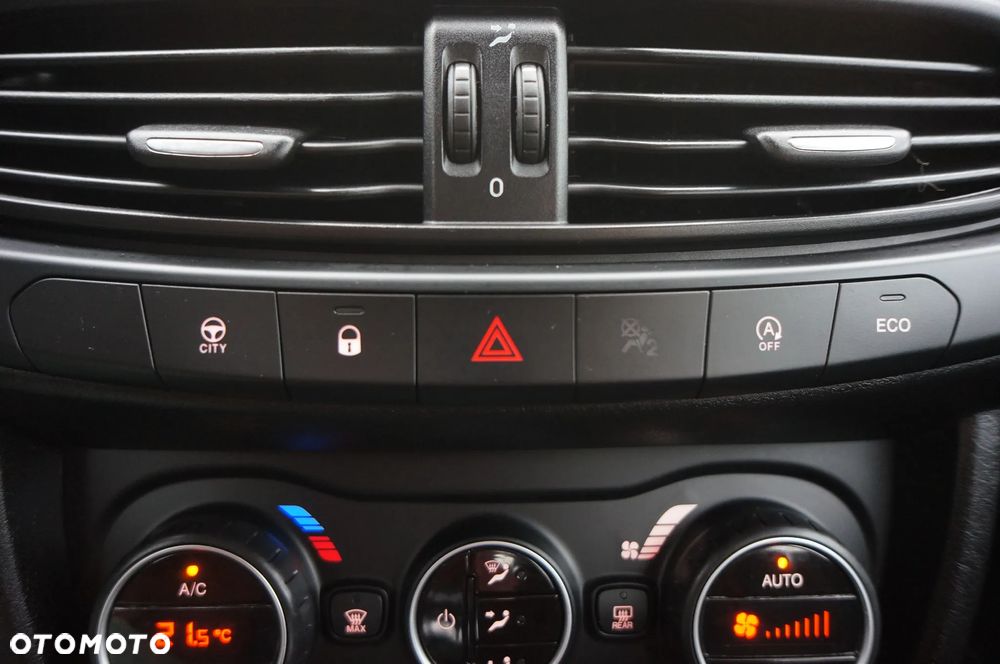 Fiat Tipo 1.6 MultiJet DCT Lounge - 19